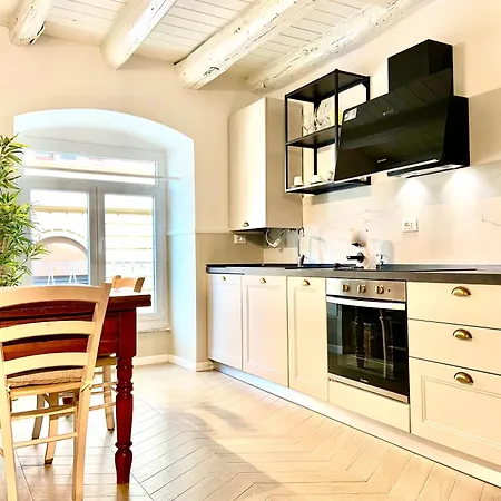 La Maisonette Λα Σπέτσια